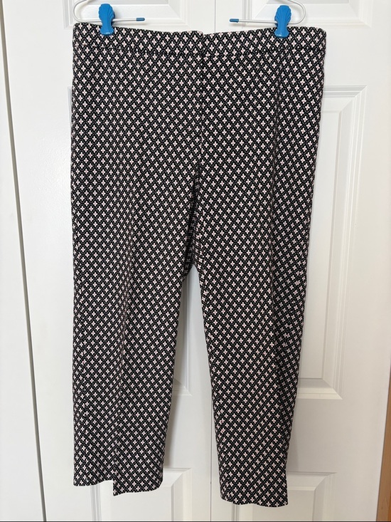 J. Jill Pants - J. Jill Black and White Floral Geometric Pants EUC 🙌